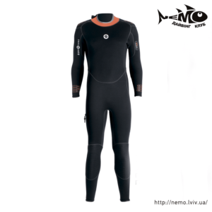 aqualung dive man